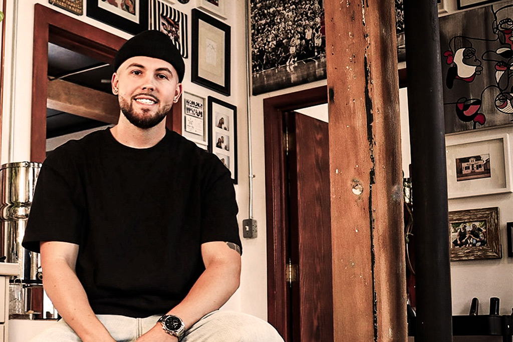 Portrait of Edi in Five Star Barber Shop